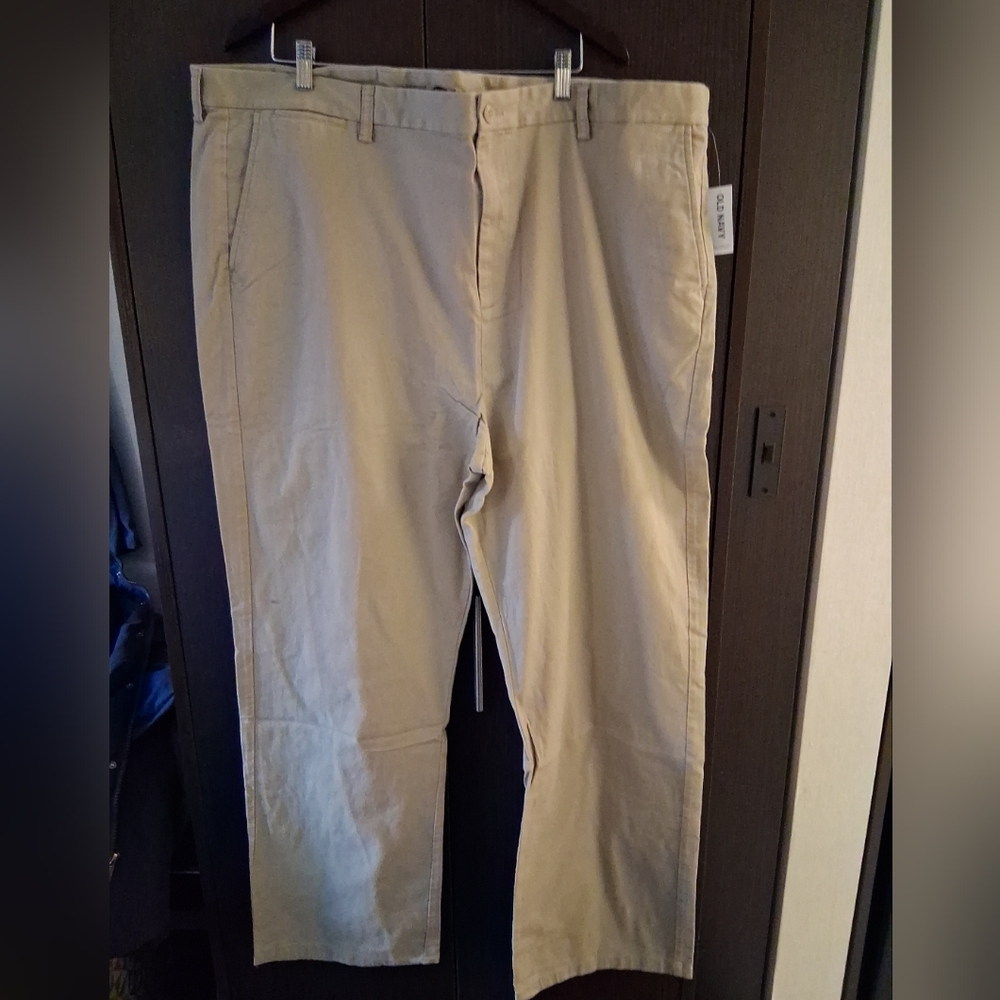 Old Navy Mens Ultimate Loose Khaki Pants Size 48x34 Beige Tan Casual